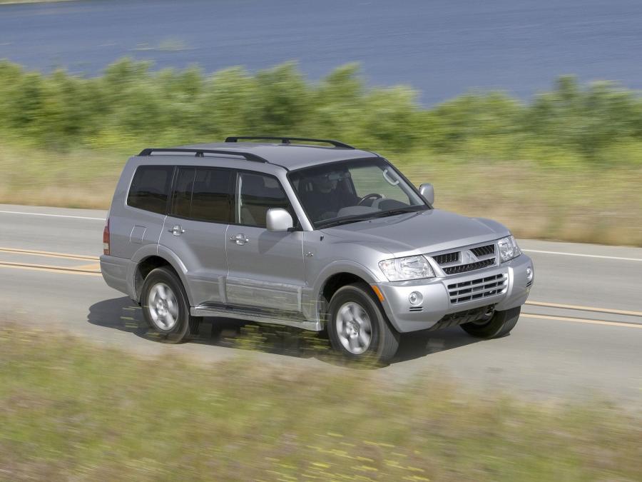  Mitsubishi Montero 5-Door 1999 года  (фото 4 из 6)